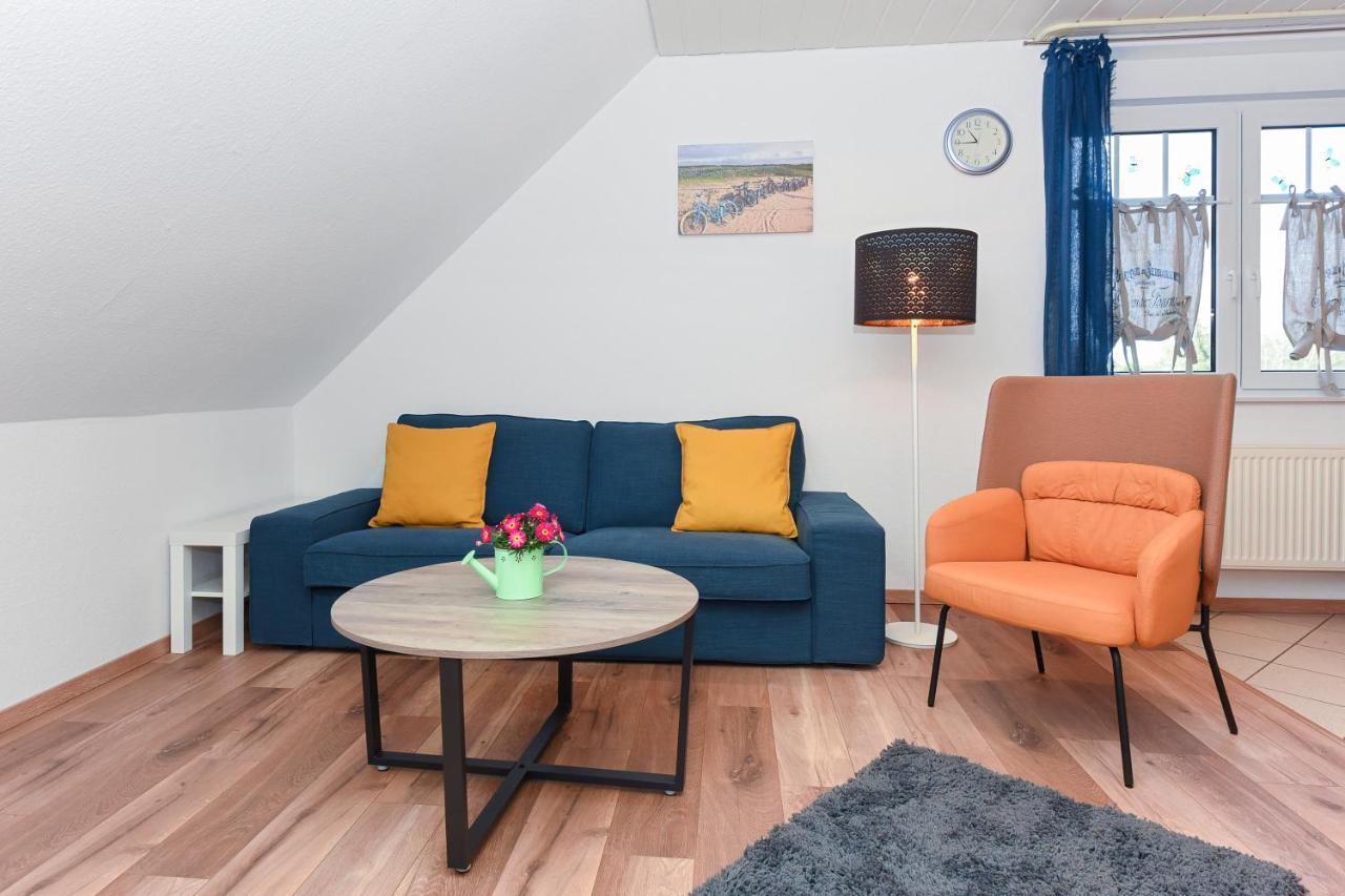 Ferienwohnung Wattgefluester เอเซินส์ ภายนอก รูปภาพ